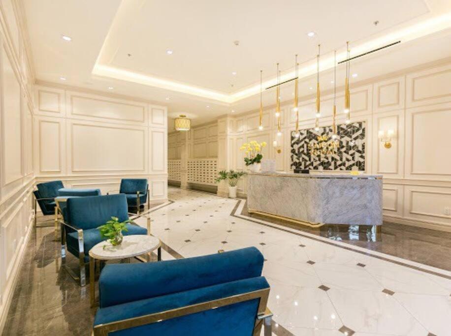 Saigon Royal - Simple Space Studio - Hana Apart