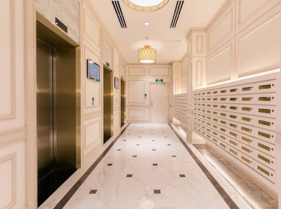 Saigon Royal - Simple Space Studio - Hana Apart