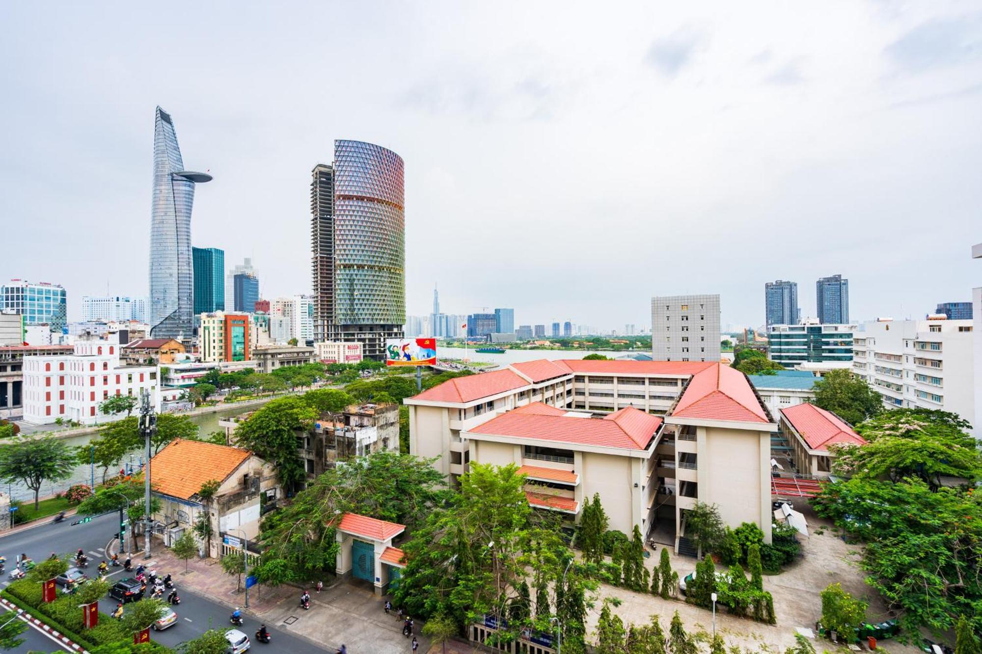 Saigon Royal - Simple Space Studio - Hana Apart * TP. Hồ Chí Minh